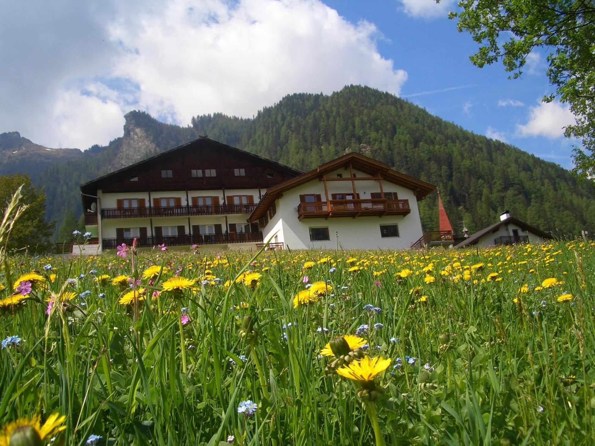 Hotel Ultnerhof Santa Gertrude Экстерьер фото