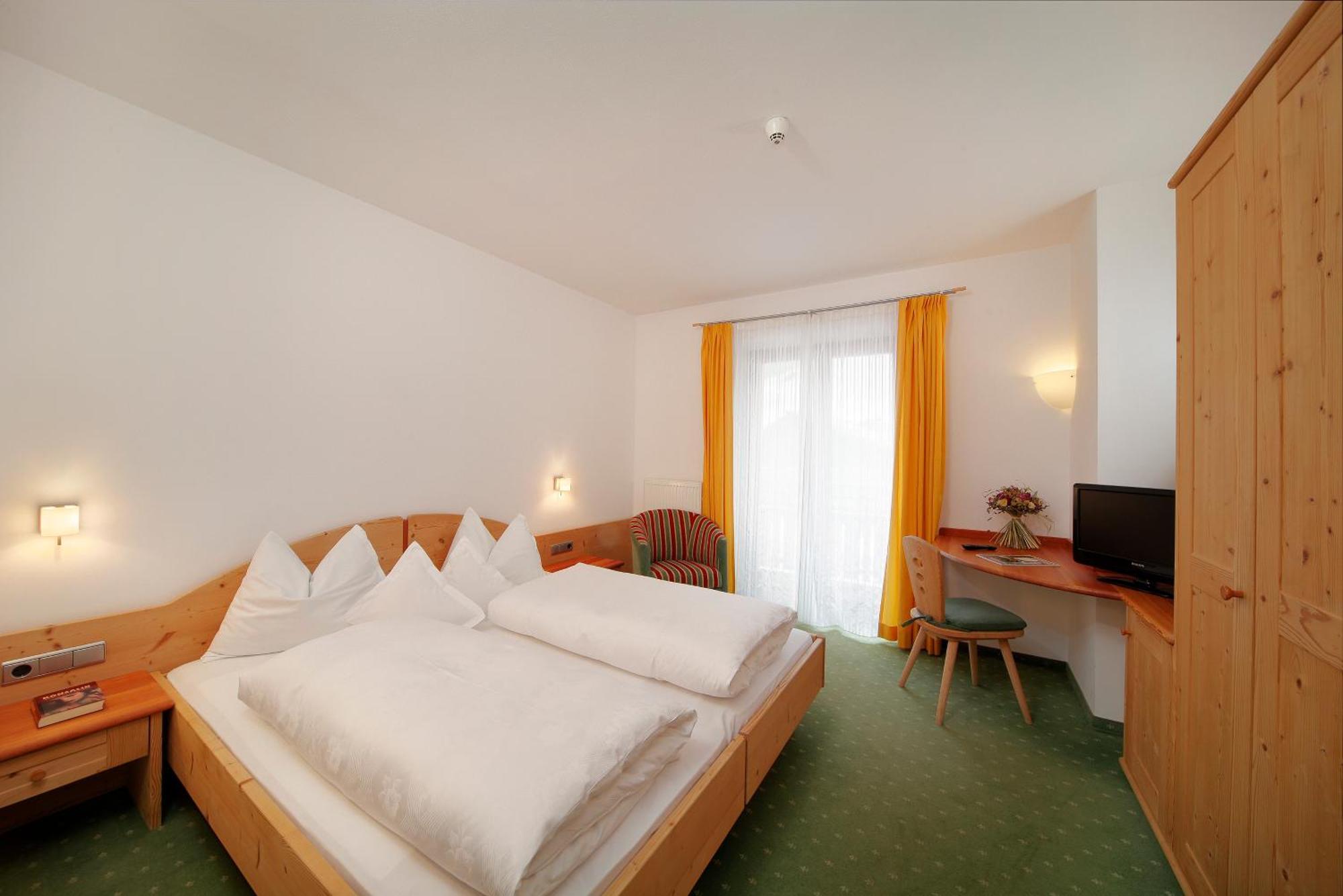 Hotel Ultnerhof Santa Gertrude Экстерьер фото