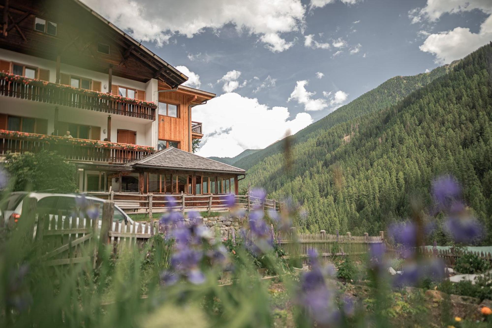 Hotel Ultnerhof Santa Gertrude Экстерьер фото