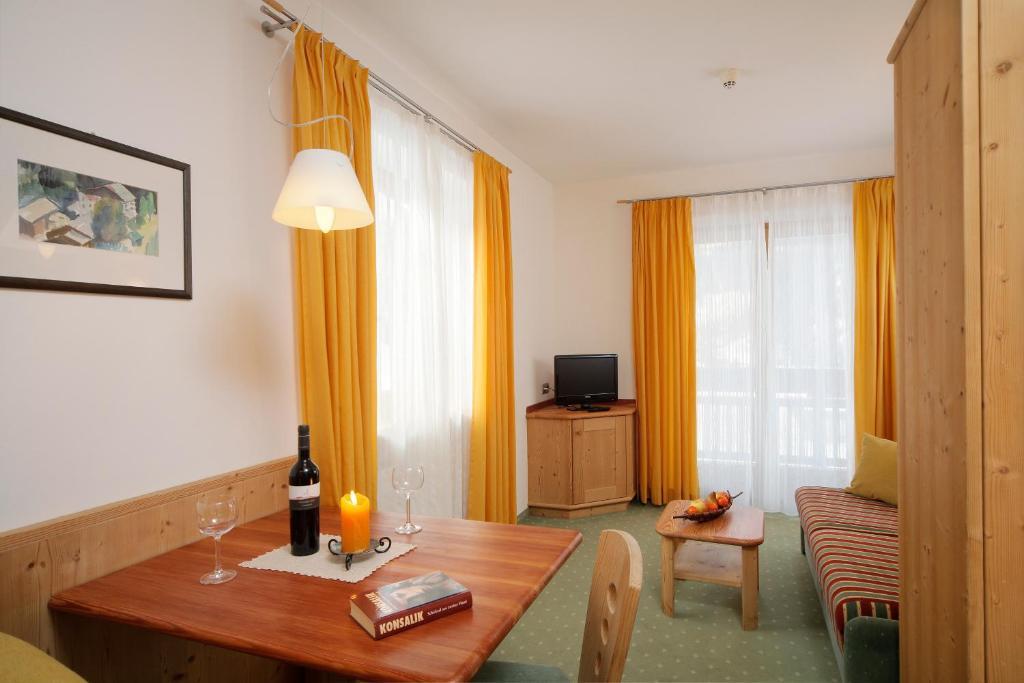 Hotel Ultnerhof Santa Gertrude Экстерьер фото